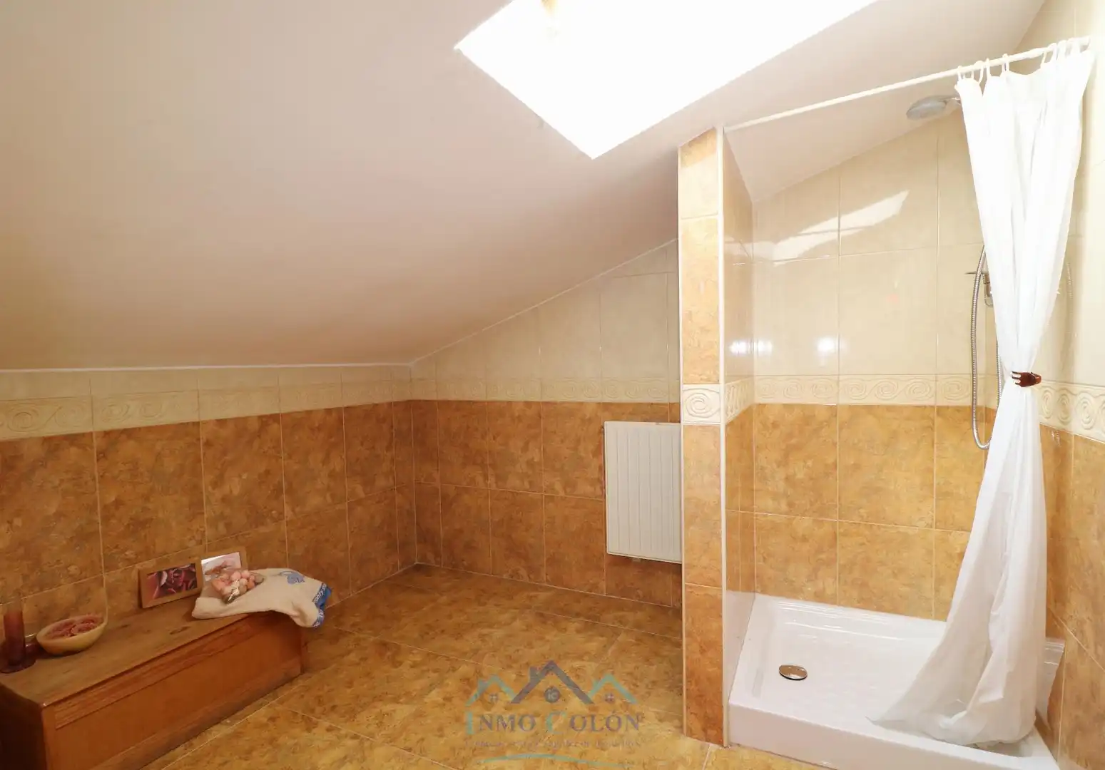 Bathroom of Houses for sale in Irun   with Heating, Terrace and Swimming Pool