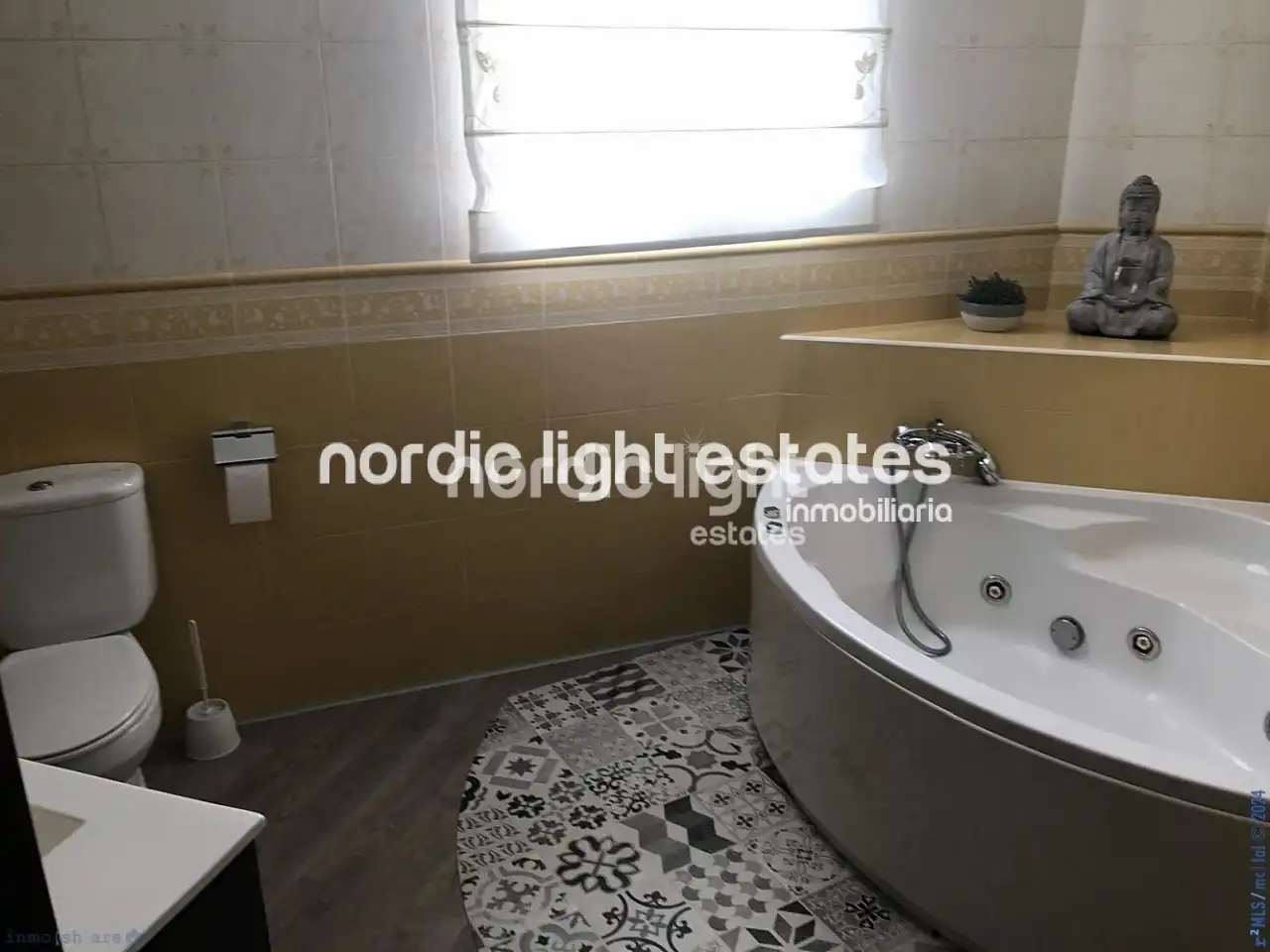 Baño de Casa o chalet en venta en Nerja con Terraza y Piscina