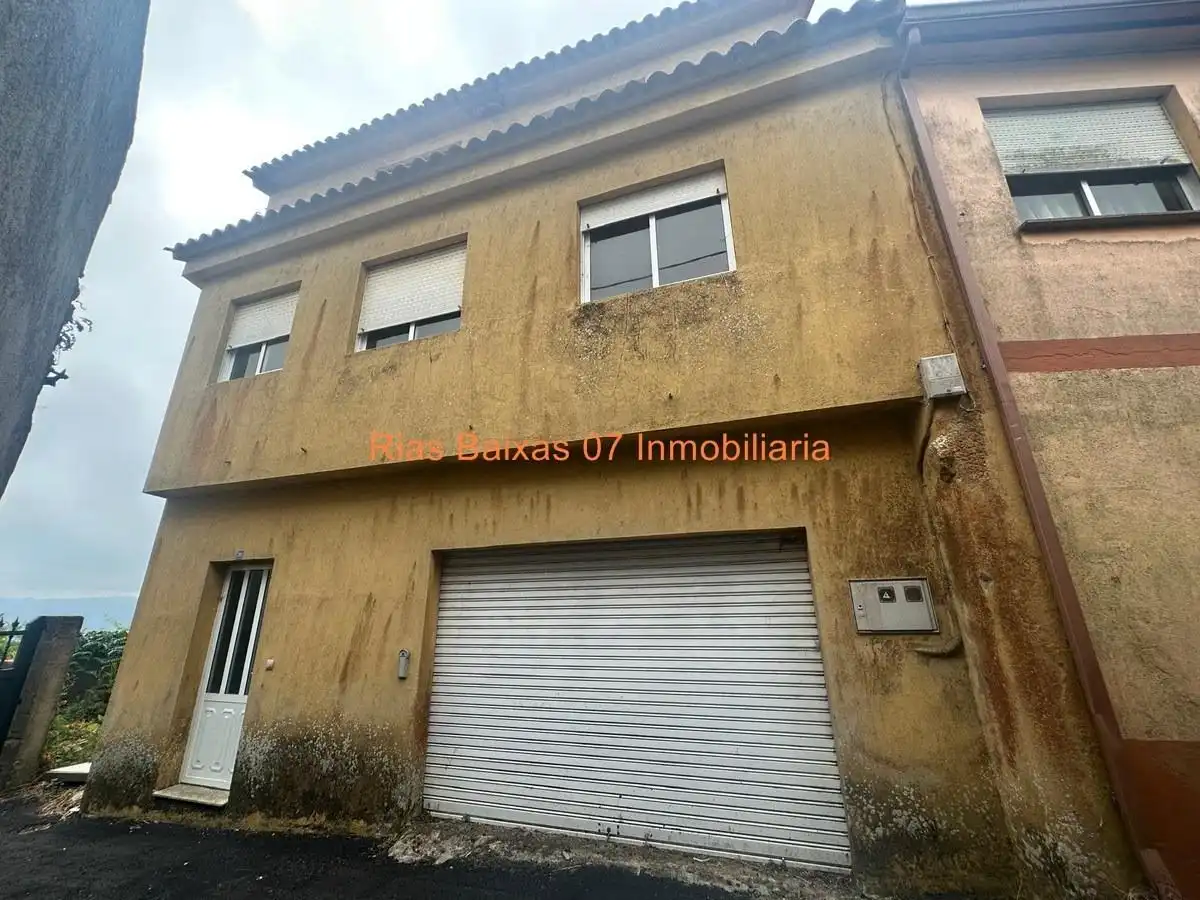 Exterior view of Houses for sale in Mos  with Terrace