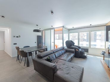 Wohnung mit Aufzug zum Verkauf in Les Corts