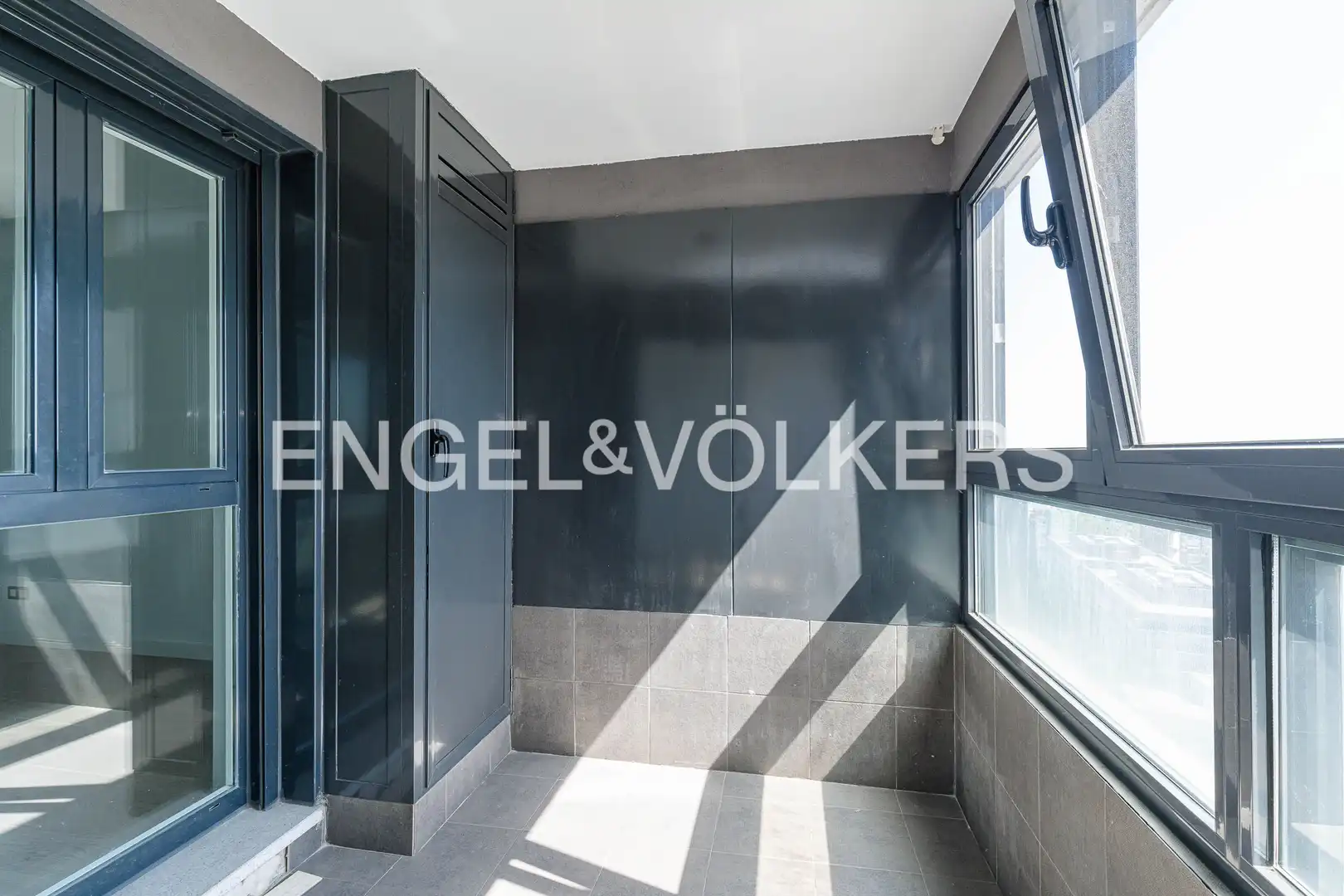 Terrasse von Wohnung zum Verkauf in Madrid mit Klimaanlage, Heizung und Parkett