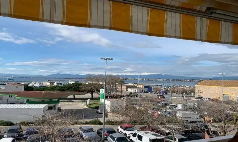 Apartamento con ascensor en venta en Almadrava - Canyelles - Puig-Rom, imagen 9