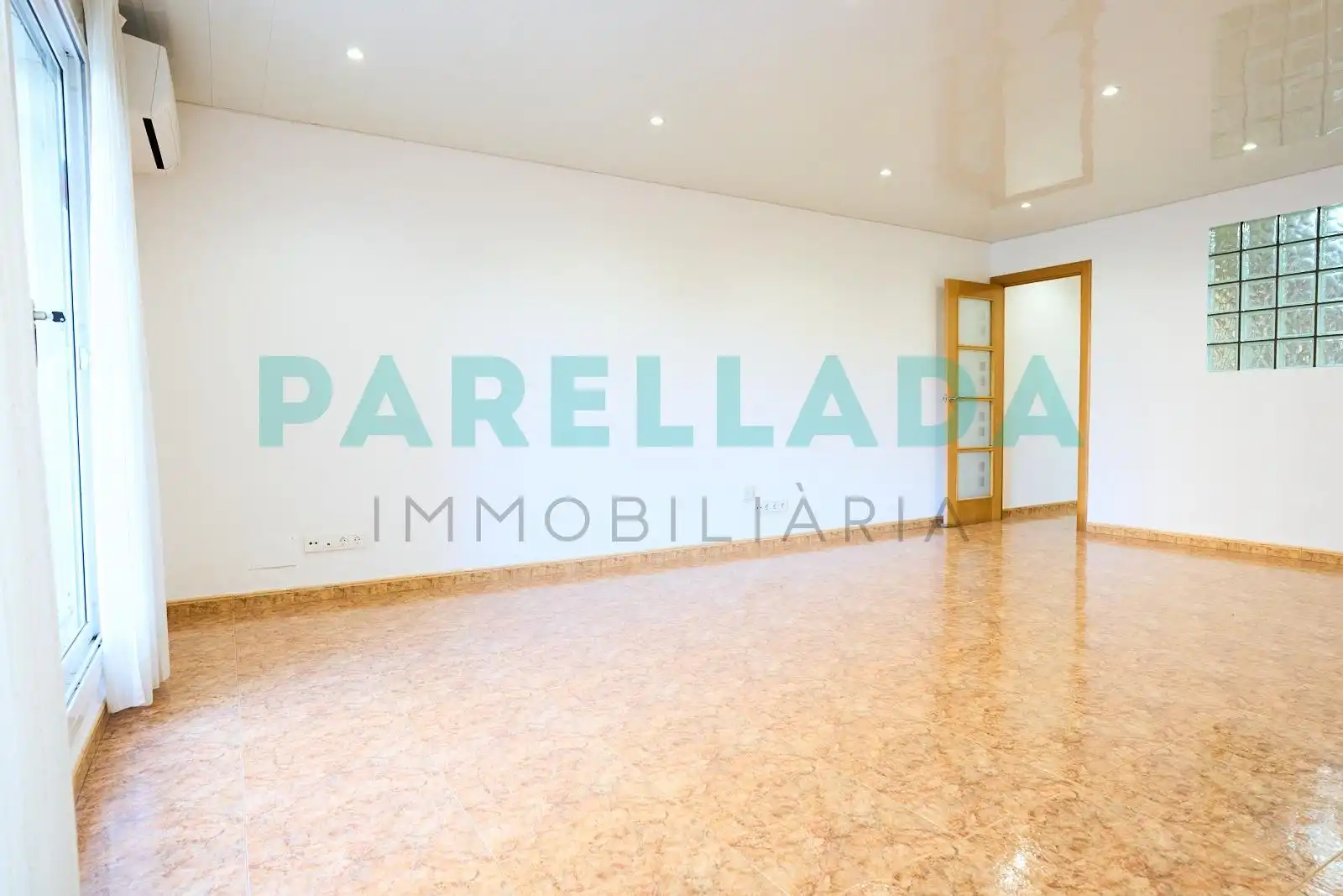 Flat for sale in Badalona