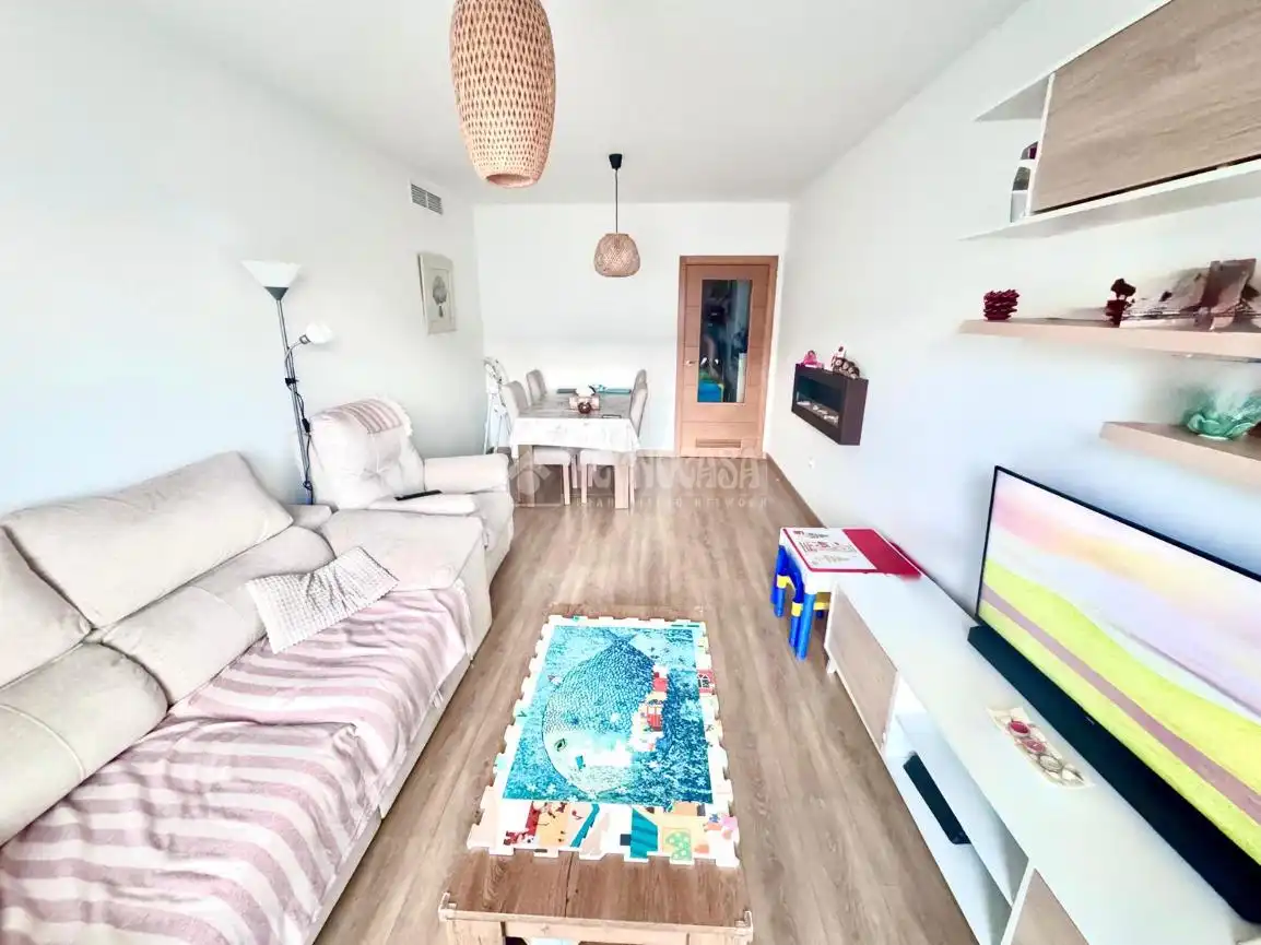 Living room of Flat for sale in Córdoba  with Air Conditioner, Heating and Terrace
