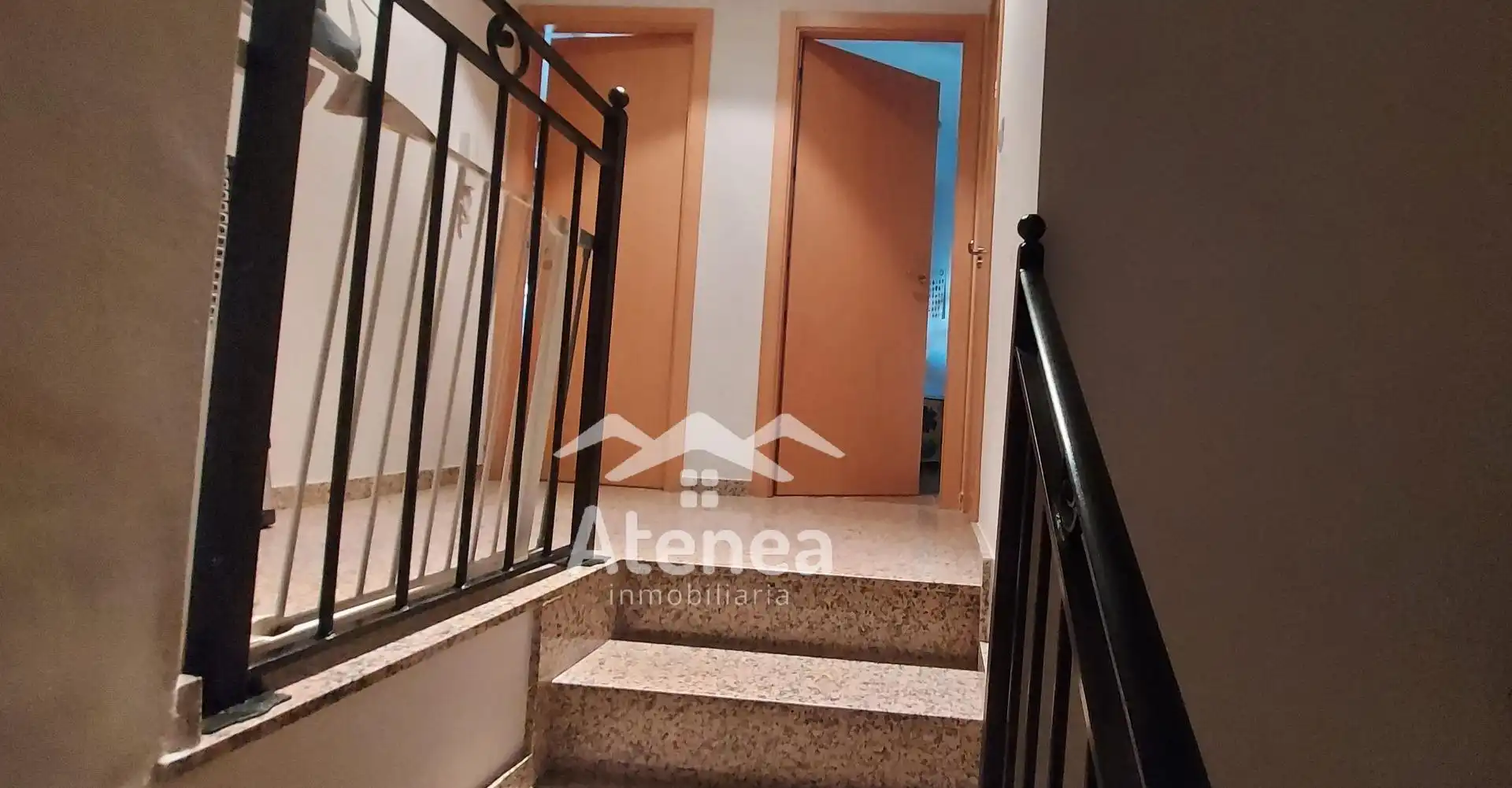Casa o xalet en venda en La Roda amb Calefacció i Terrassa