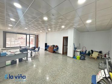 Local comercial en venda a Campillos