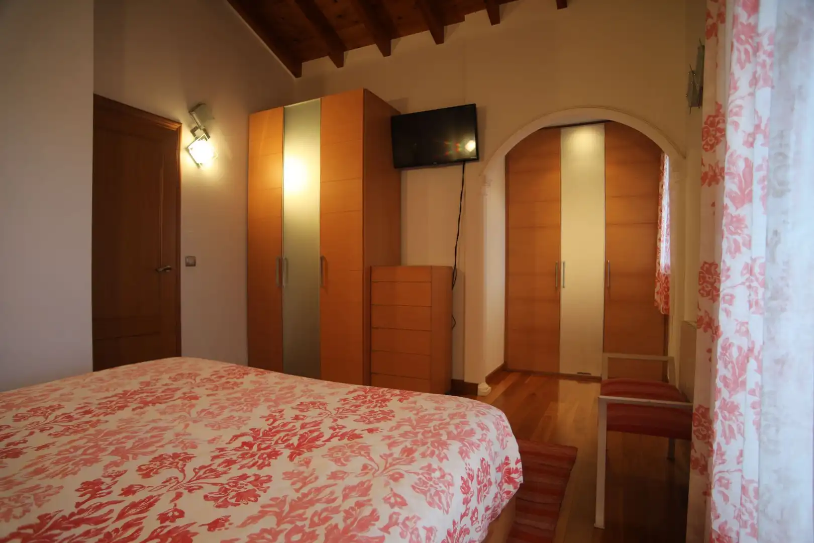 Bedroom of Houses for rent in Udías, Cantabria