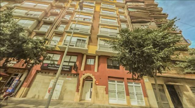 Garaje en Venta en c/ pintor montoliu en Plaza Illes Columbretes