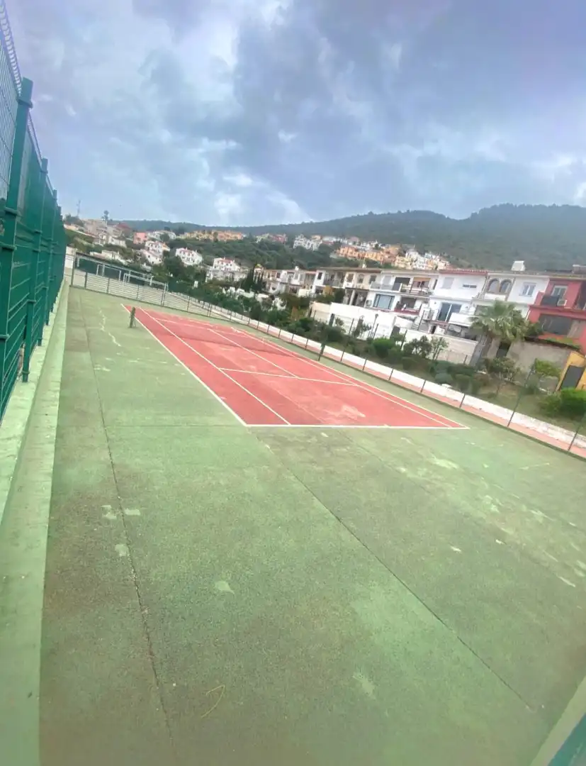 Aparcament de Casa adosada en venda en Alhaurín de la Torre amb Aire condicionat, Terrassa i Traster
