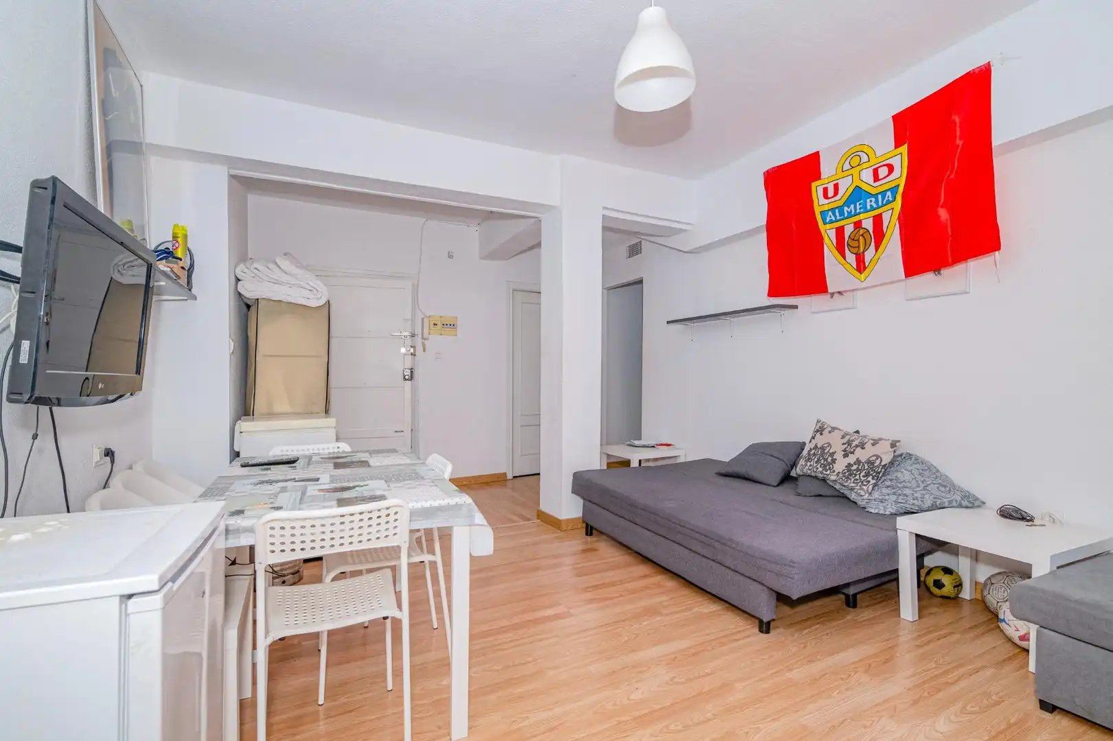 Habitación de Piso en venta en Granada con Amueblado