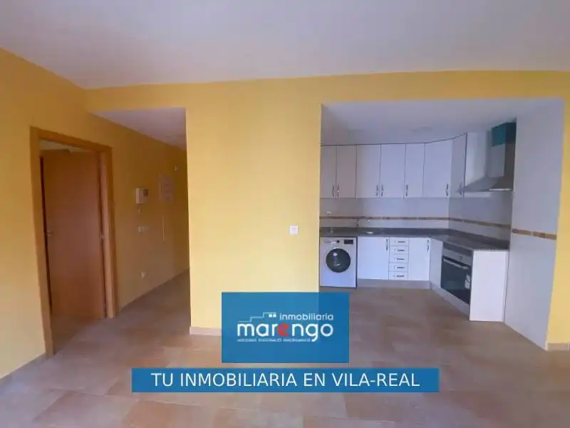 Living room of Study for rent in Vila-real  with Storage room, Oven and Washing machine