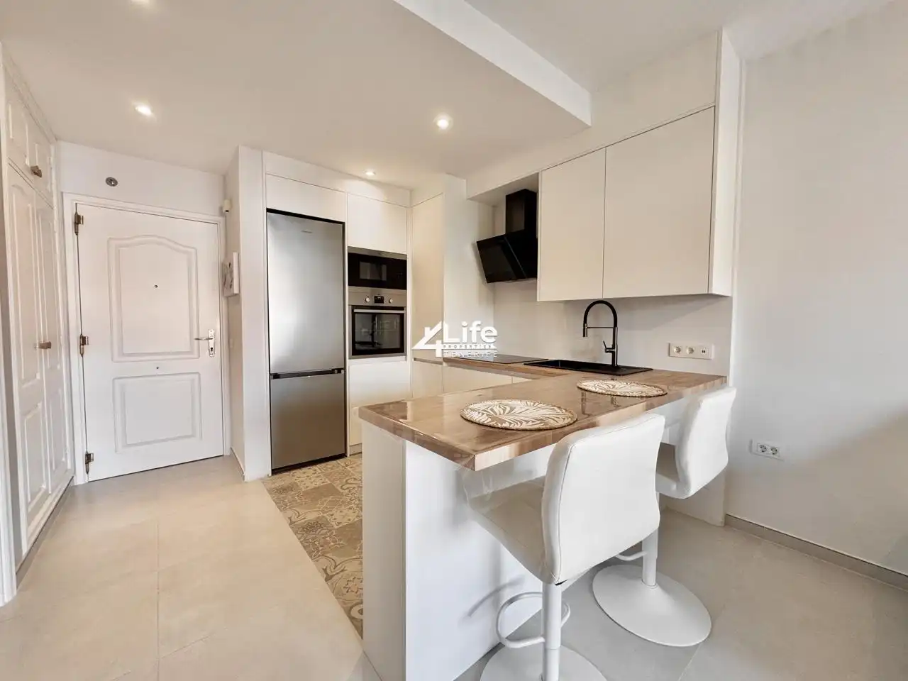 Apartment with pool for sale in Calle Odisea, imagen 8
