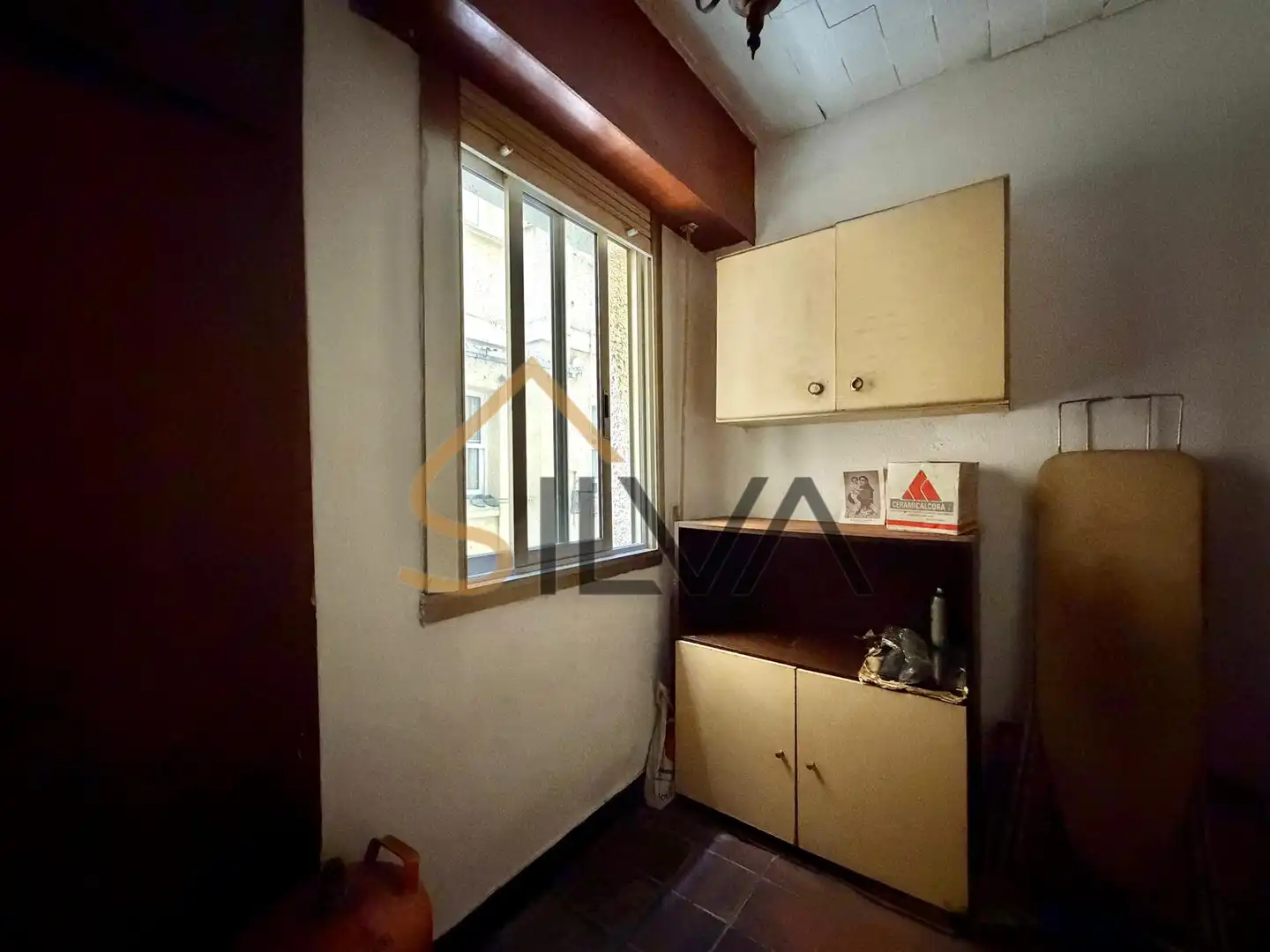 Piso en venta en A Coruña Capital  con Calefacción y Amueblado