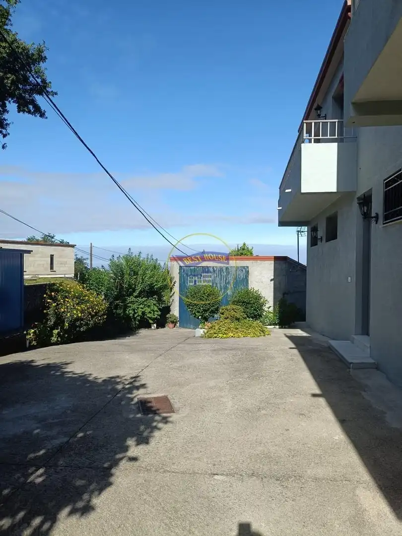 Vista exterior de Casa o chalet en venta en Vigo  con Trastero, Amueblado y Balcón