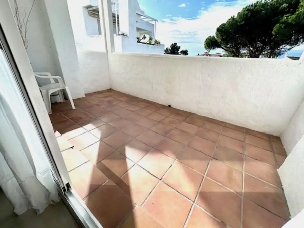 Terrasse von Wohnung zum Verkauf in Estepona mit Klimaanlage und Möbliert