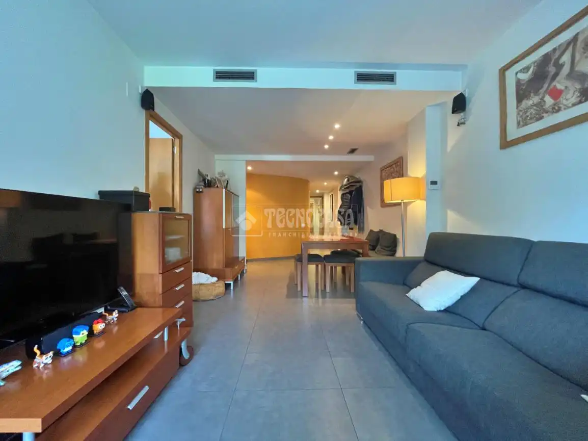 Sala d'estar de Pis en venda en Barcelona amb Aire condicionat