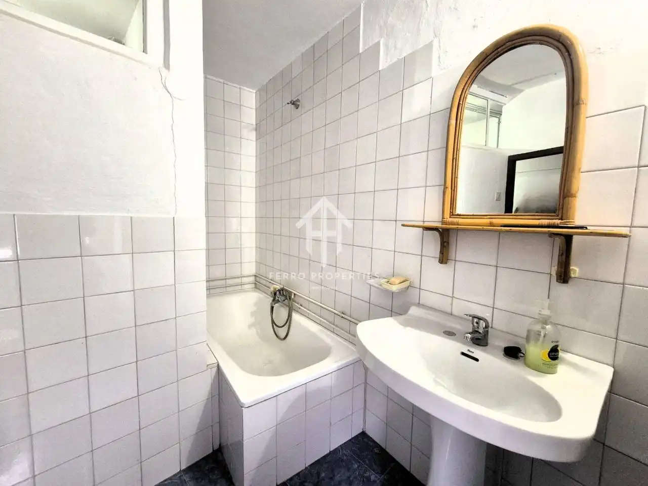 Badezimmer von Haus oder Chalet zum Verkauf in Loja mit Klimaanlage, Terrasse und Möbliert