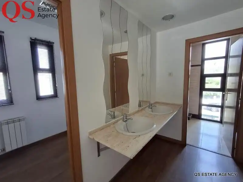 Bany de Casa adosada en venda en Salou amb Aire condicionat, Calefacció i Jardí privat