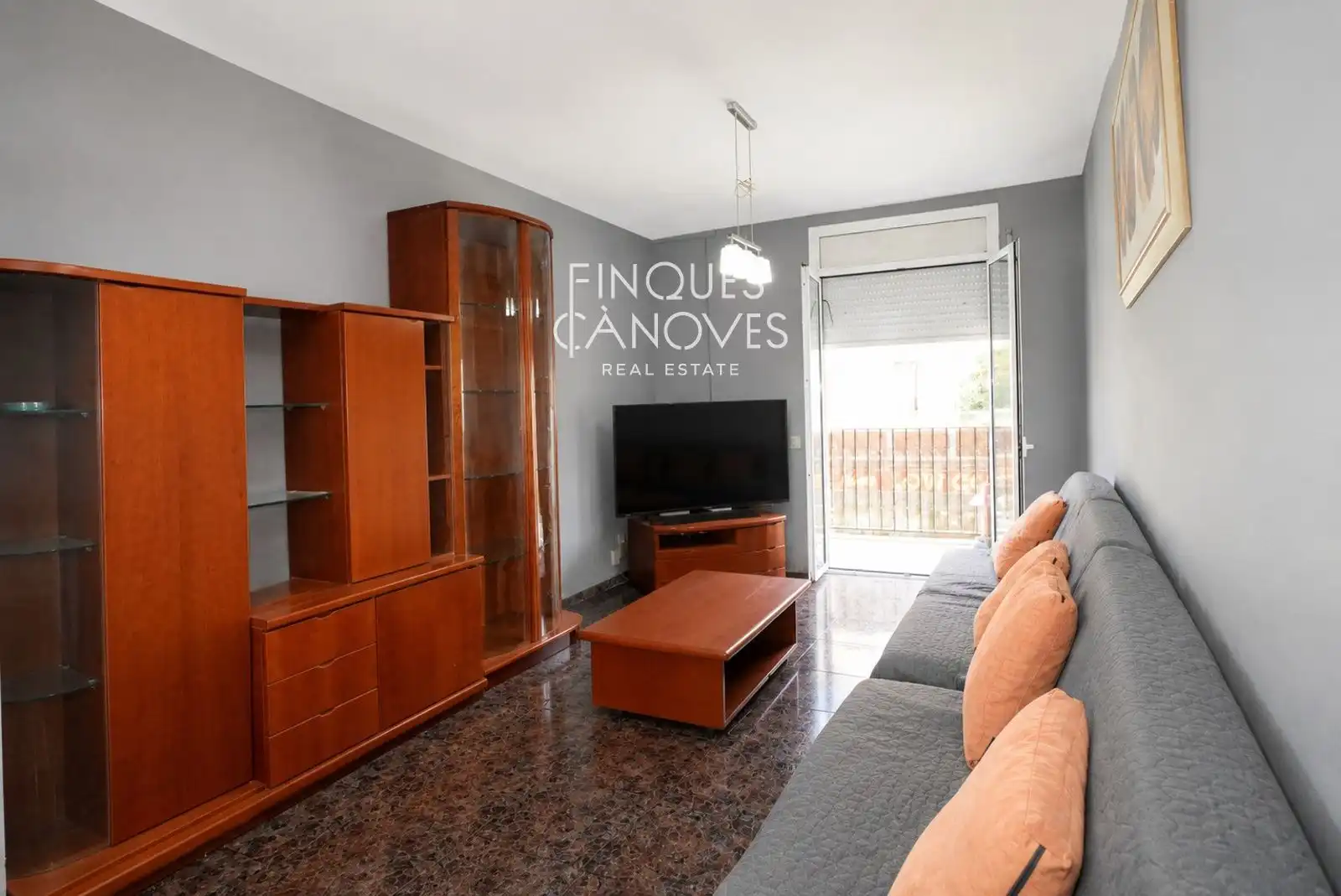 Wohnzimmer von Wohnung zum Verkauf in Salt mit Heizung, Terrasse und Möbliert