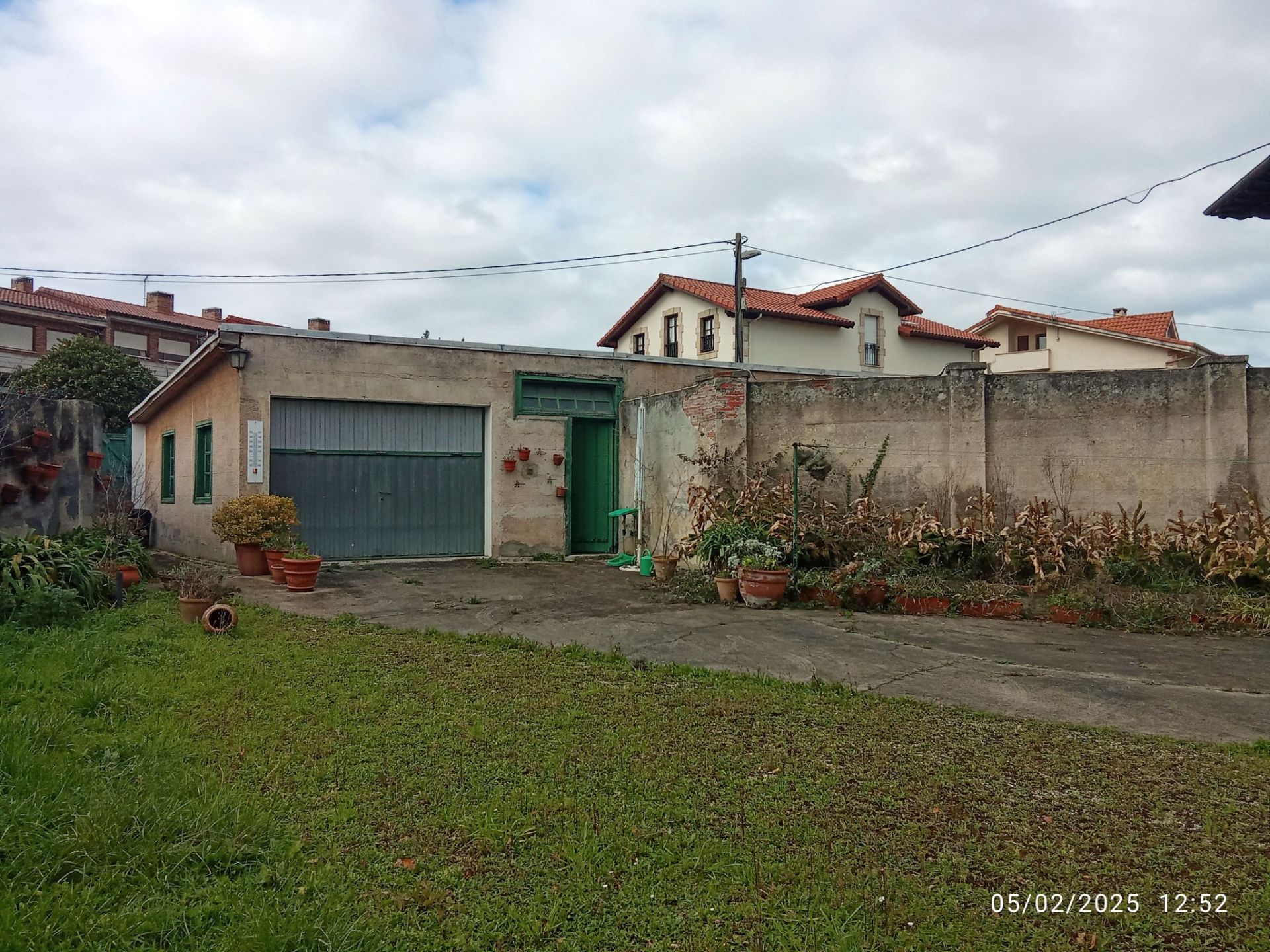 Exterior view of Single-family semi-detached for sale in Torrelavega   with Heating, Private garden and Parquet flooring