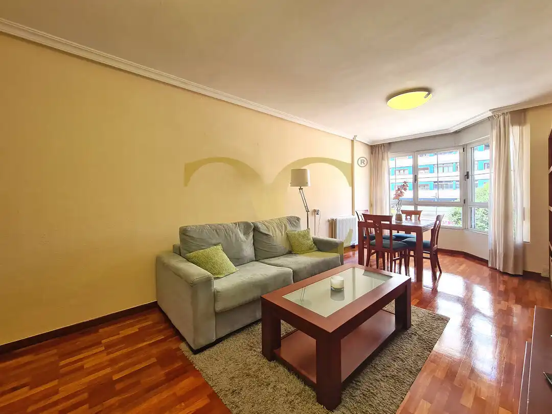 Living room of Apartments for sale in Oviedo   with Heating and Furnished