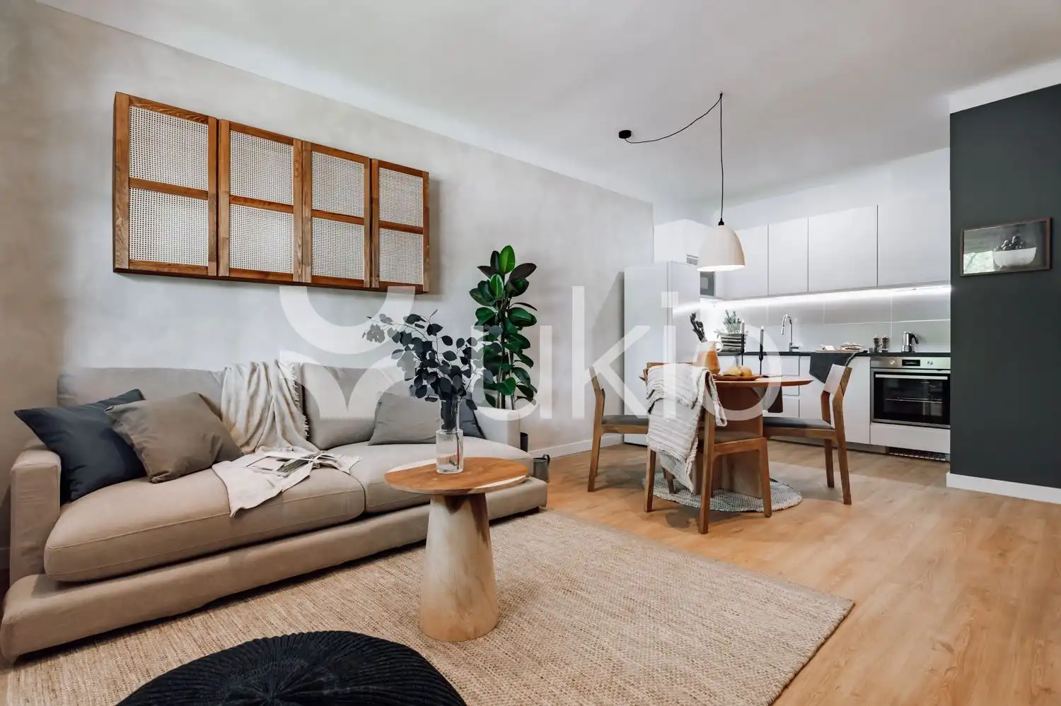 Sala de estar de Apartamento de alquiler en Barcelona con Aire acondicionado, Calefacción y Amueblado