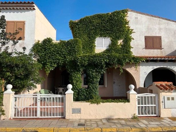 Vista exterior de Casa adosada en venta en Sueca con Aire acondicionado, Calefacción y Jardín privado