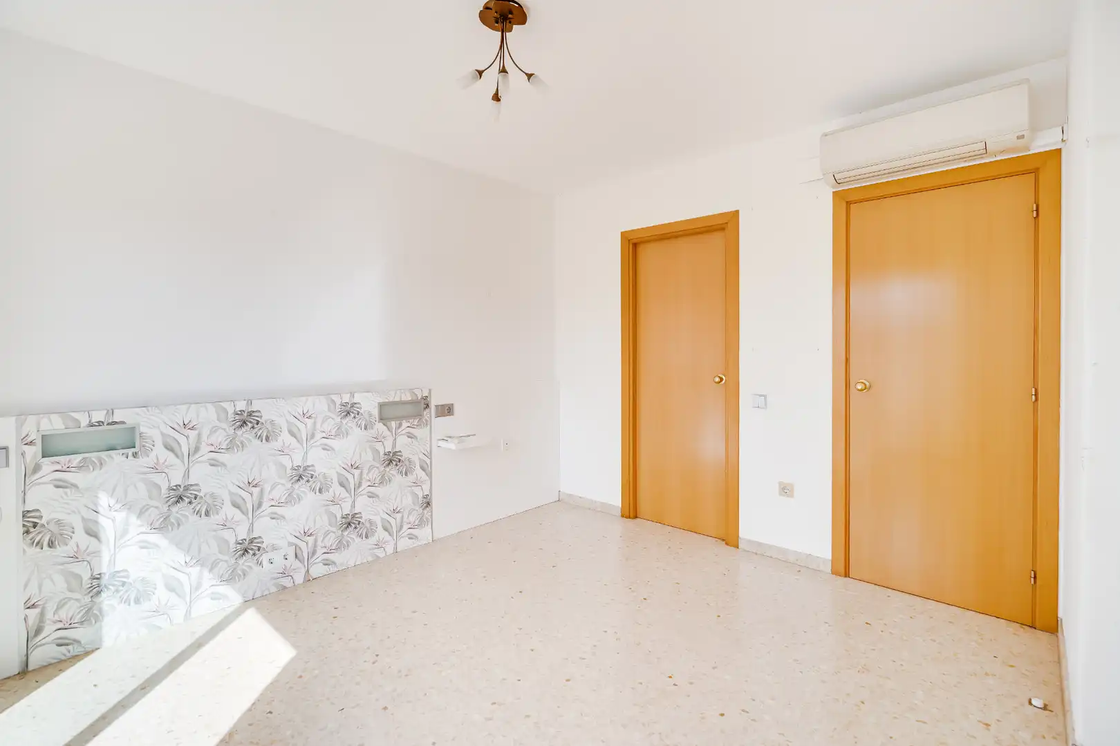 Dormitori de Casa adosada en venda en Castellar del Vallès amb Aire condicionat, Calefacció i Jardí privat