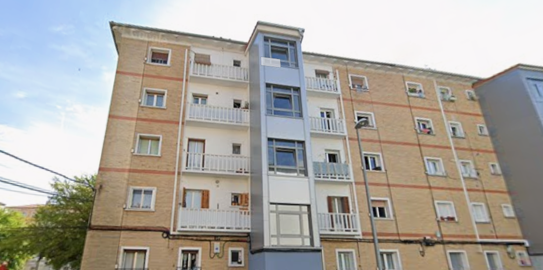 Vista exterior de Piso en venta en  Pamplona / Iruña
