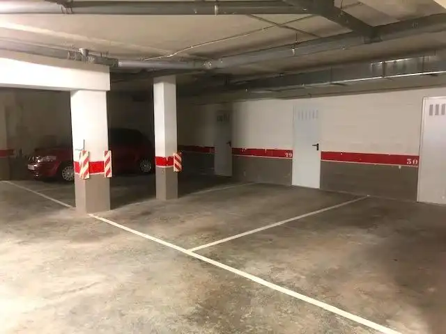 Aparcament de Garatge en venda en Piélagos