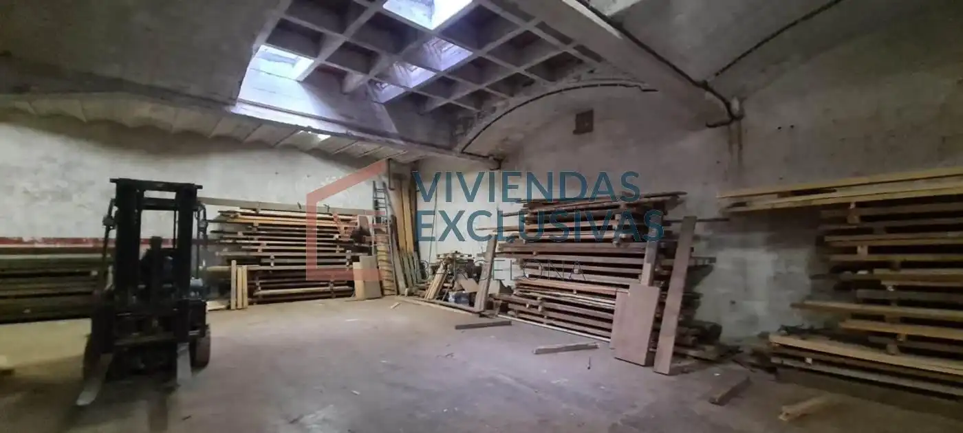 Local comercial en venta en Carrer de Llançà, imagen 16