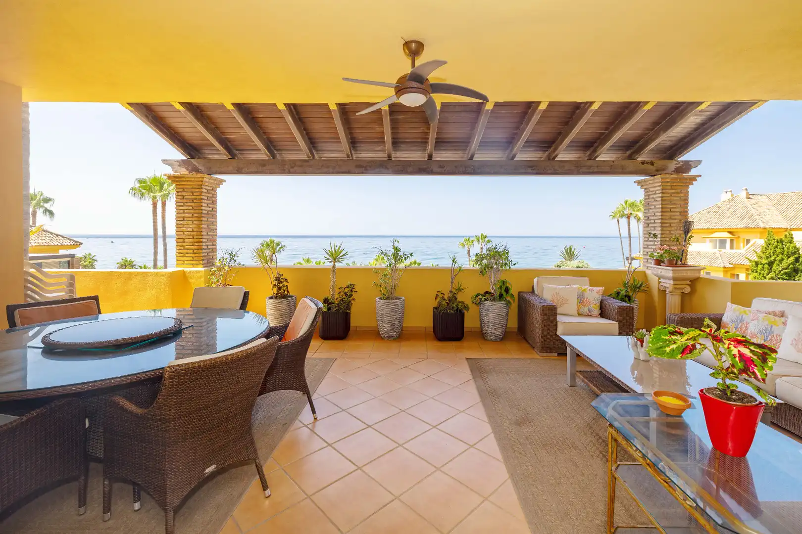 Terrasse von Dachboden zum Verkauf in Marbella mit Klimaanlage, Heizung und Terrasse
