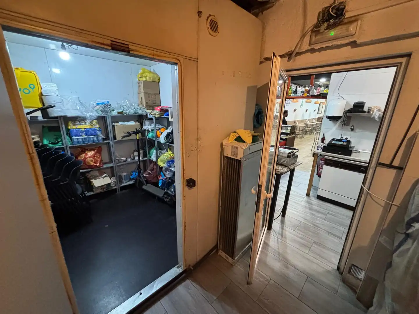 Business premises for transfer in Carrer d'En Prim 128, imagen 11