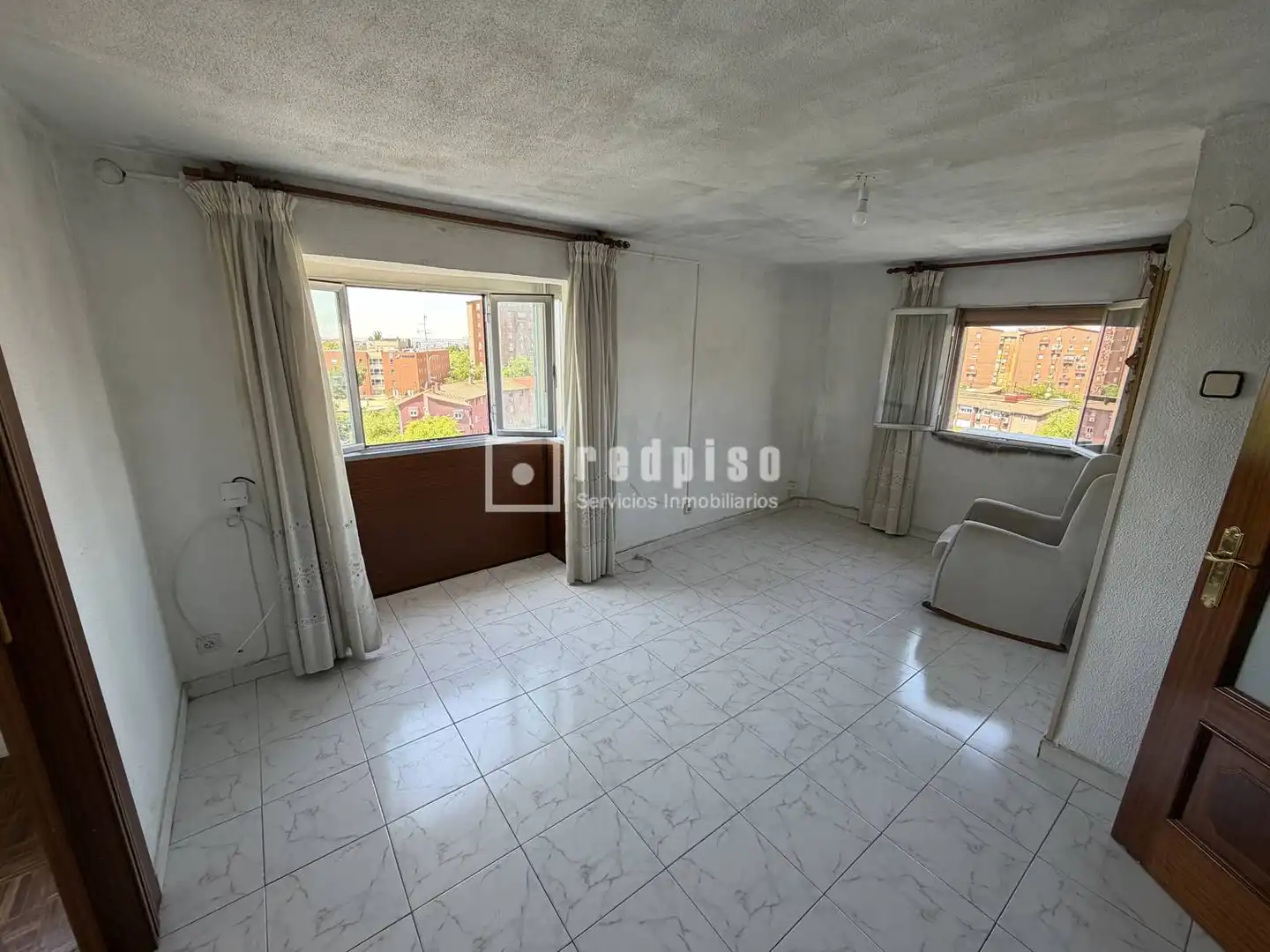 Sala de estar de Piso en venta en Madrid con Calefacción y Parquet