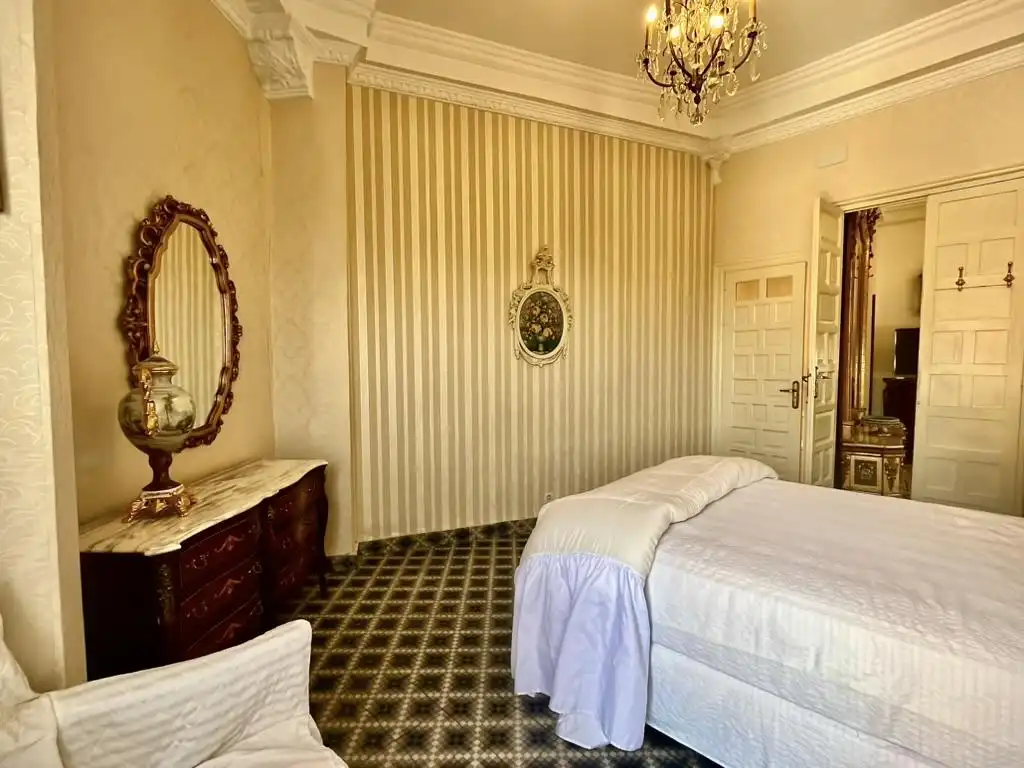 Habitación de Piso de alquiler en Sevilla con Aire acondicionado, Terraza y Amueblado
