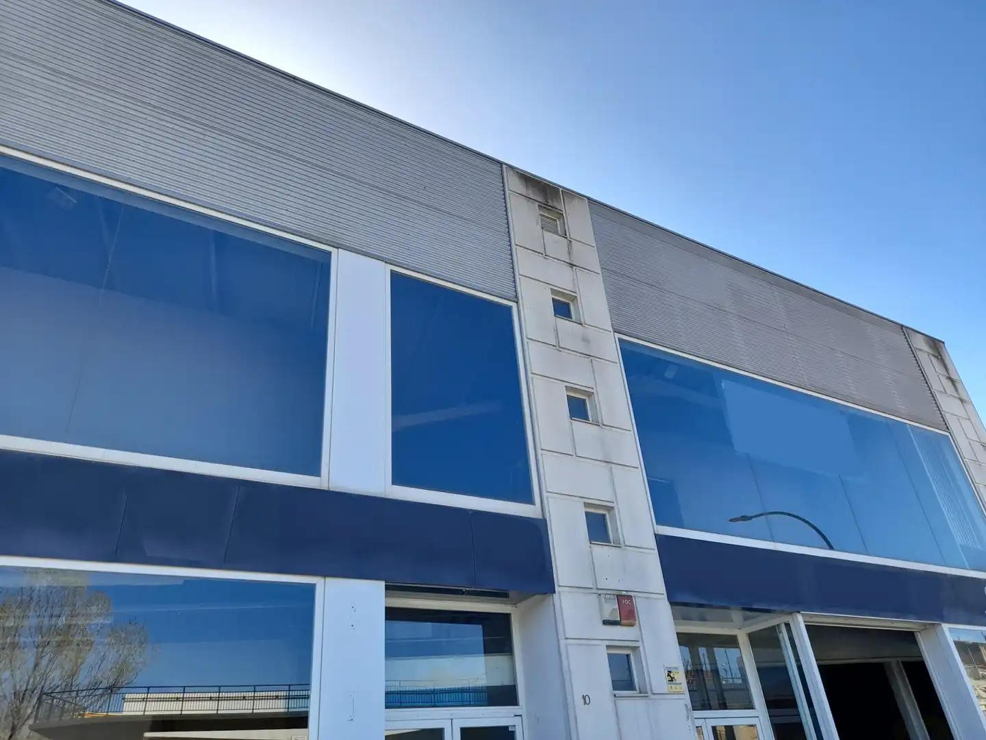 Vista exterior de Oficina en venta en Sant Celoni con Aire acondicionado, Calefacción y Terraza