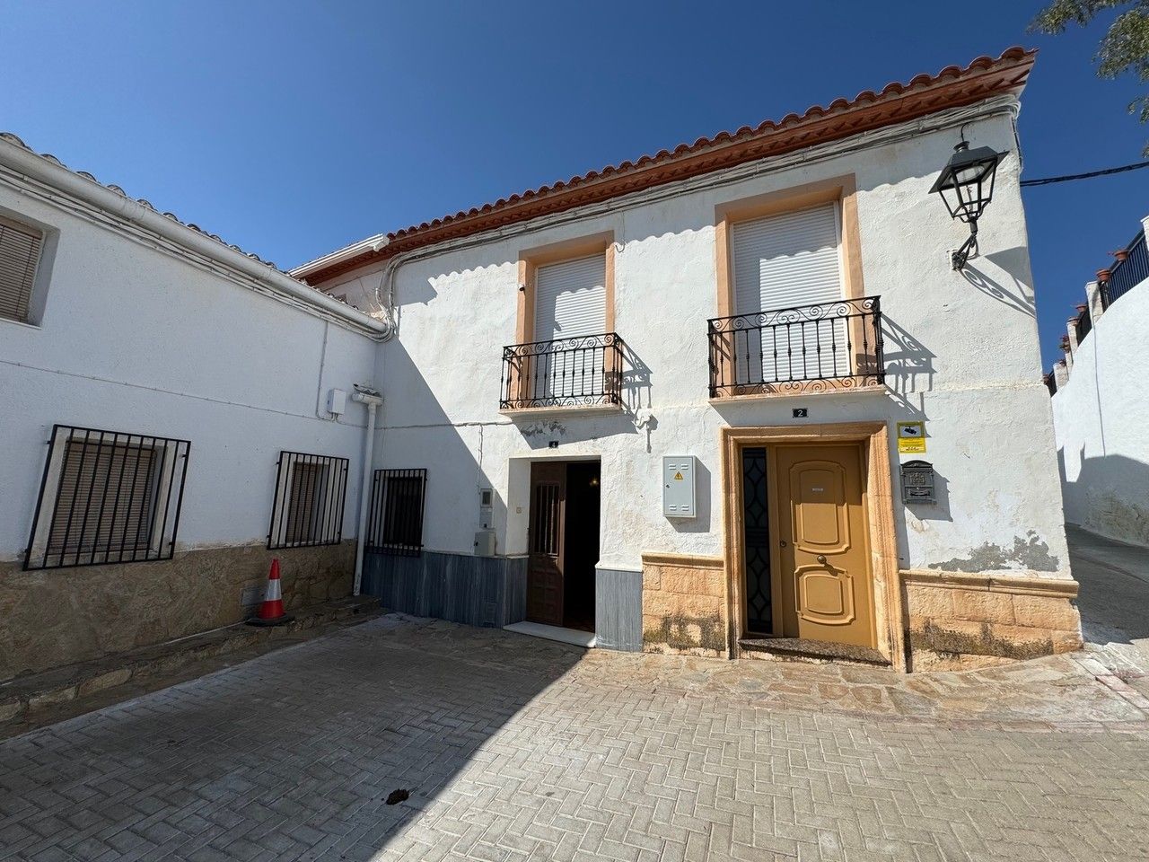 Vista exterior de Finca rústica en venda en Tahal amb Terrassa