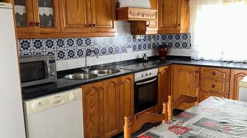 Foto 5 de Casa o chalet en venta en Calle Calle de las Camelias, 5, Núcleo urbano, Cádiz