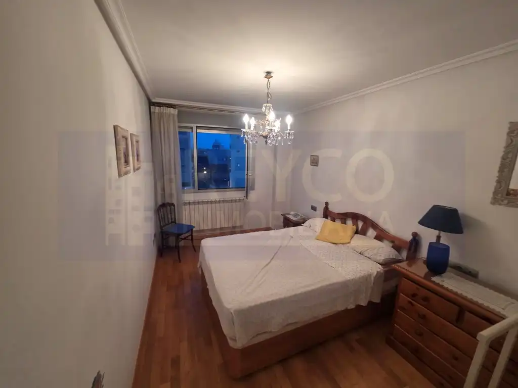 Habitación de Piso en venta en  Logroño con Piscina