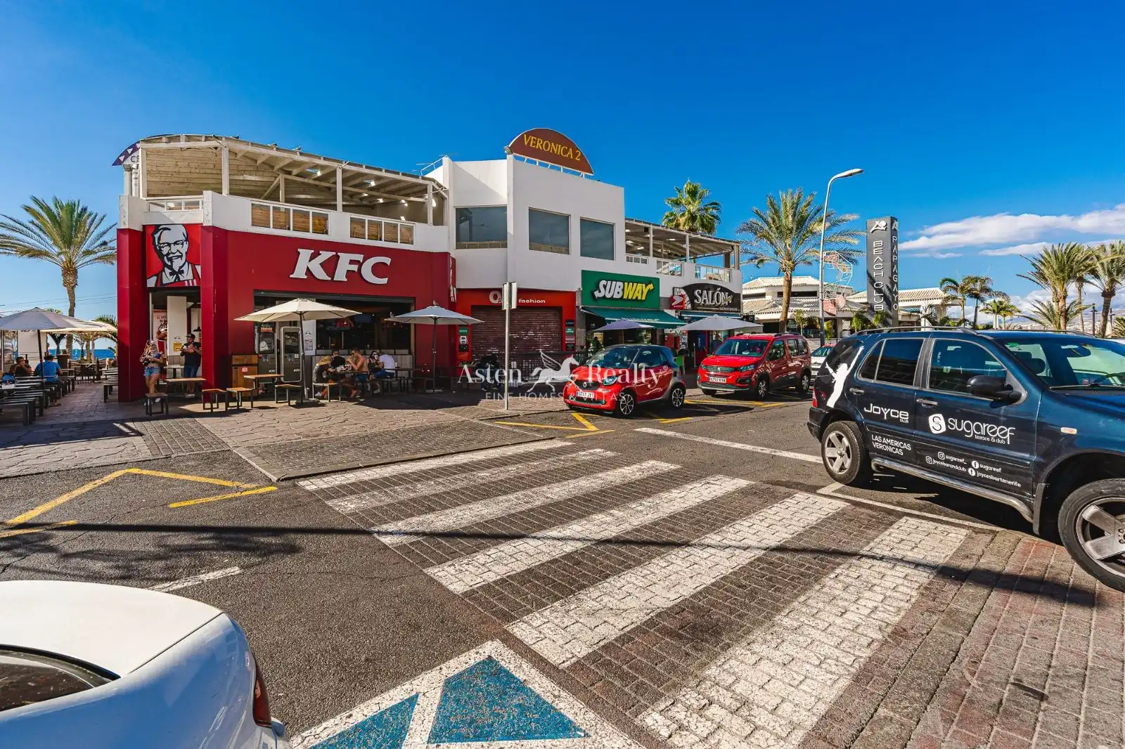 Local comercial en venda a Rafael Lluvina Puig 4, imagen 2