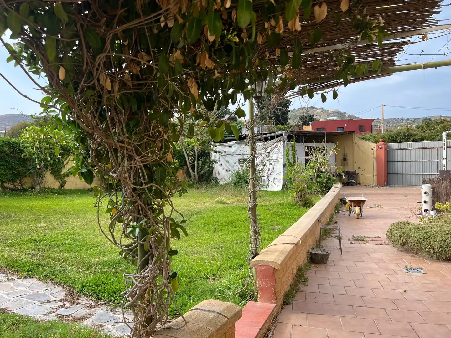 Jardí de Casa o xalet en venda en Motril amb Jardí privat, Terrassa i Piscina