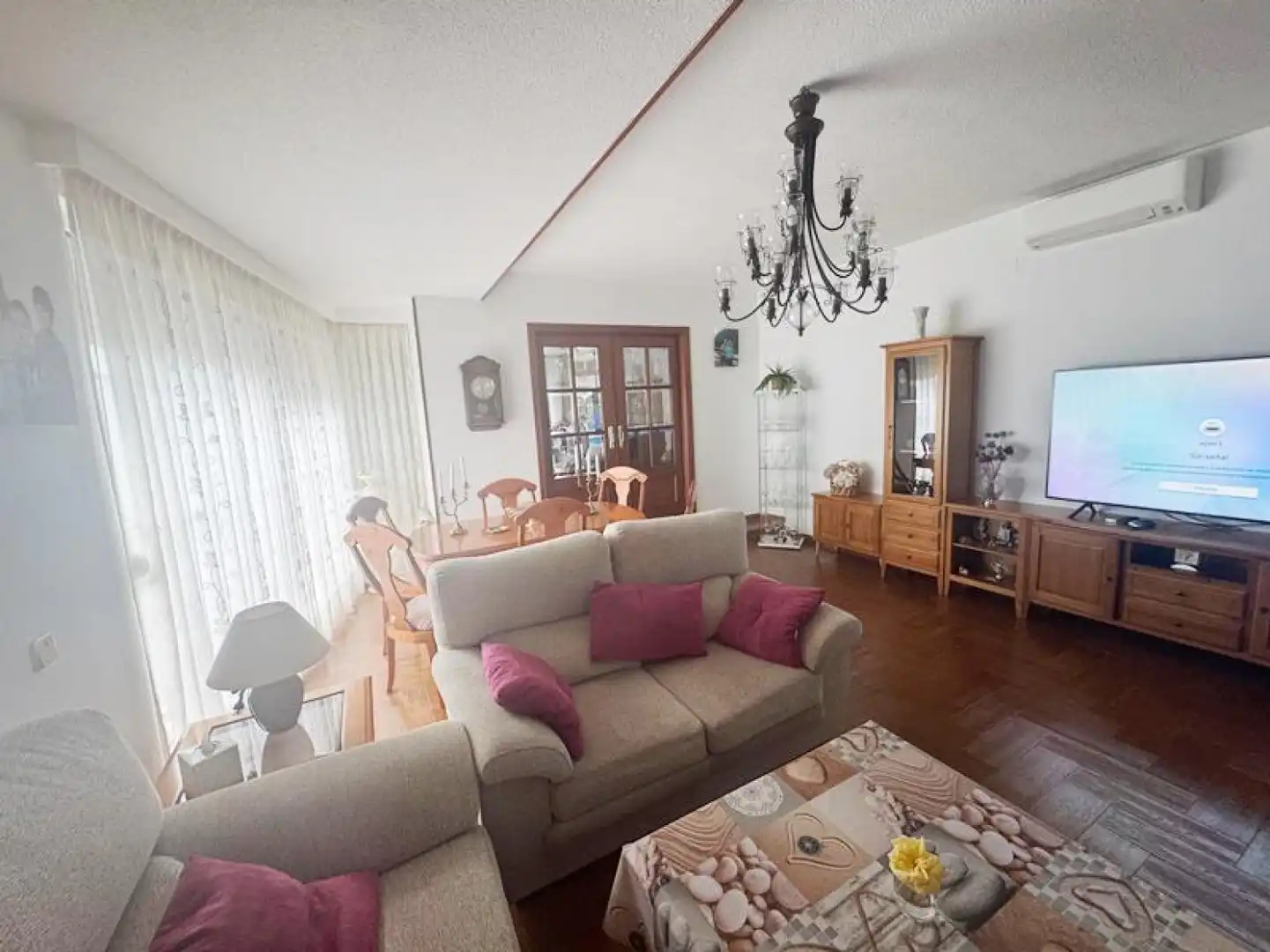 Sala de estar de Casa o chalet en venta en San Martín de la Vega con Aire acondicionado, Calefacción y Jardín privado