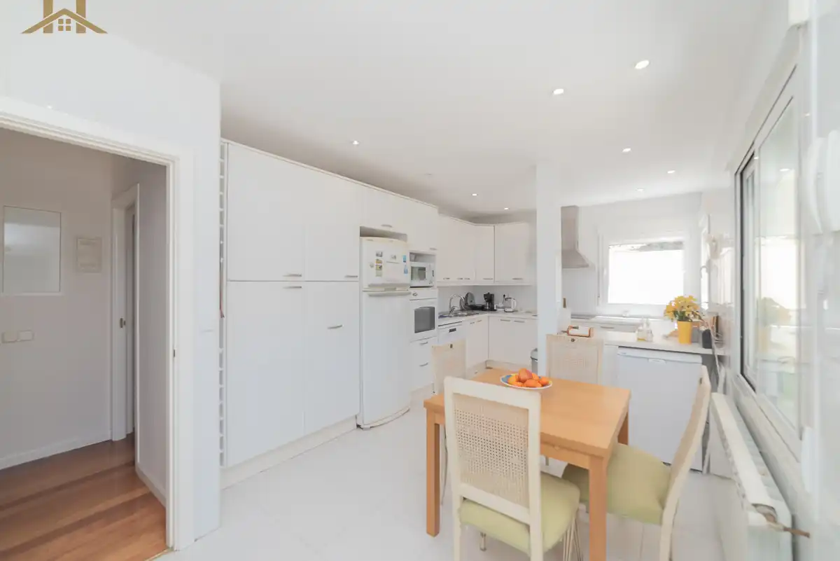 Küche von Haus oder Chalet zum Verkauf in Torrelodones mit Heizung, Privatgarten und Terrasse