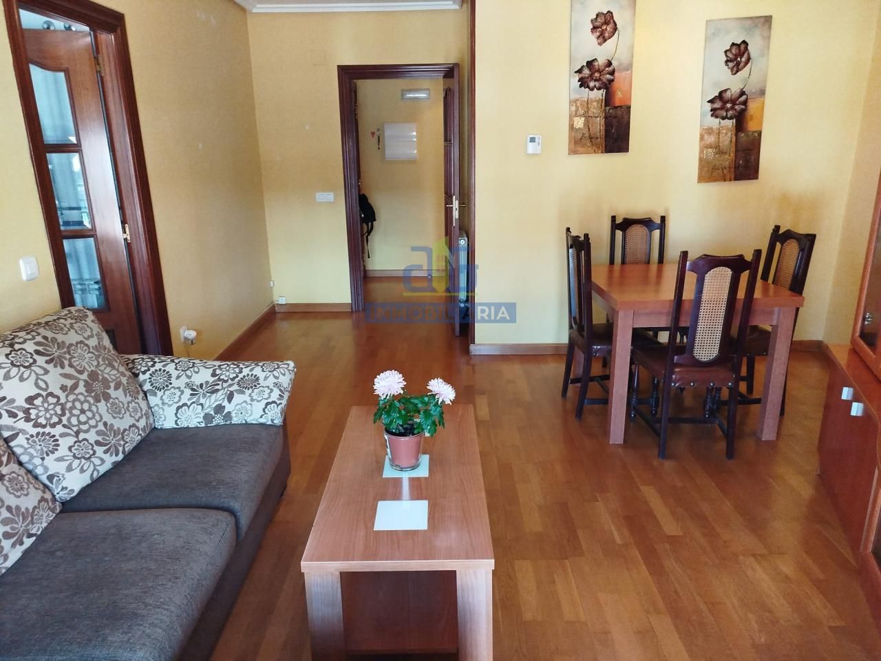 Living room of Apartment for sale in San Andrés del Rabanedo  with Heating, Parquet flooring and Storage room