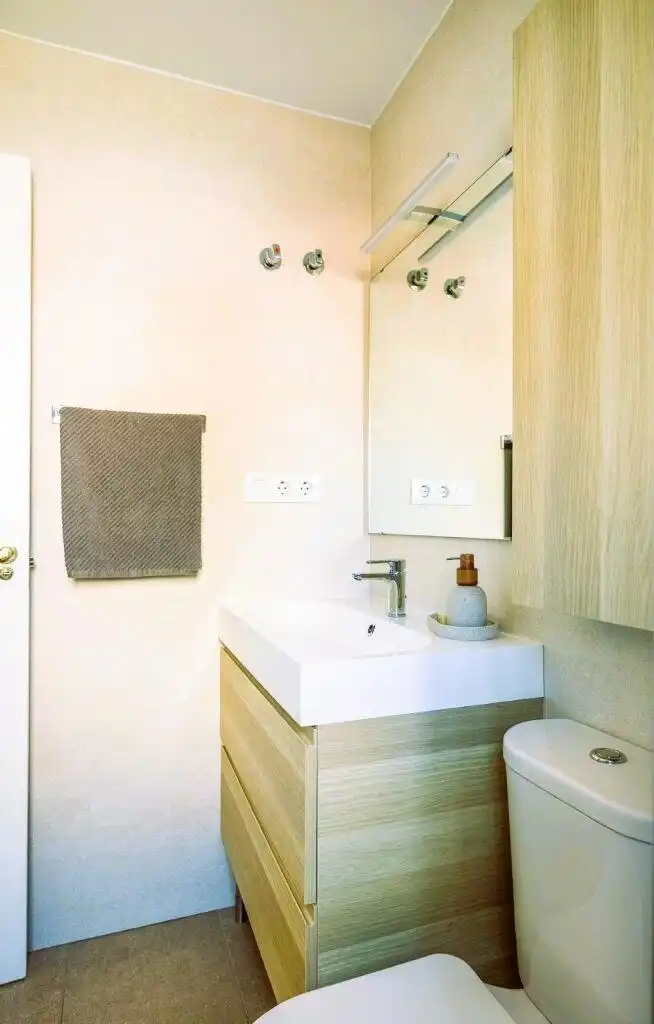 Badezimmer von Wohnung zum Verkauf in Sevilla mit Klimaanlage