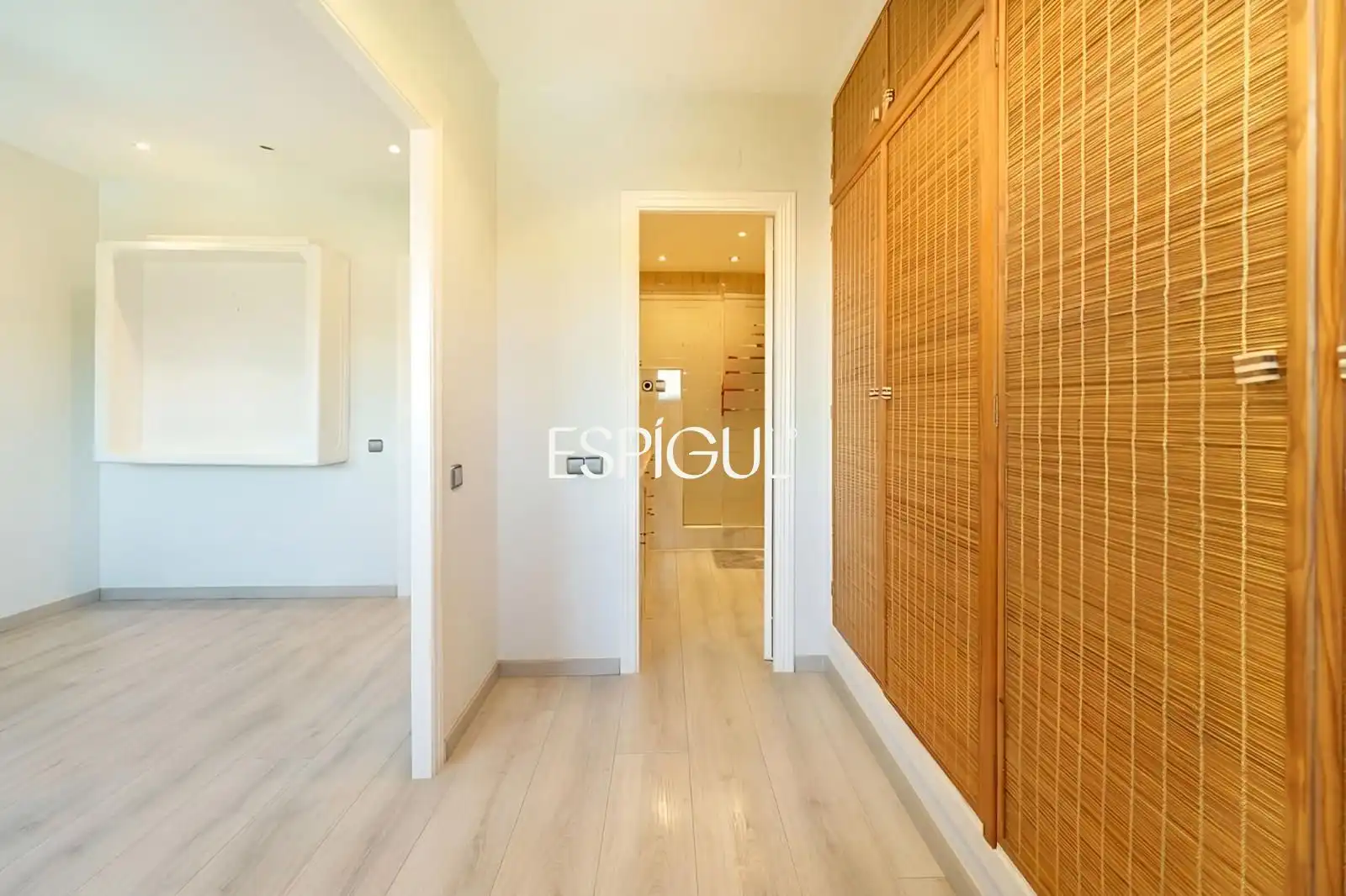 Casa adosada en venta en Sant Cugat del Vallès con Aire acondicionado, Calefacción y Terraza