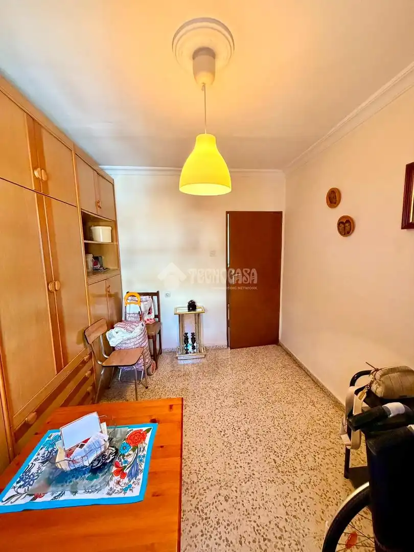 Sala d'estar de Pis en venda en Sevilla amb Calefacció i Terrassa