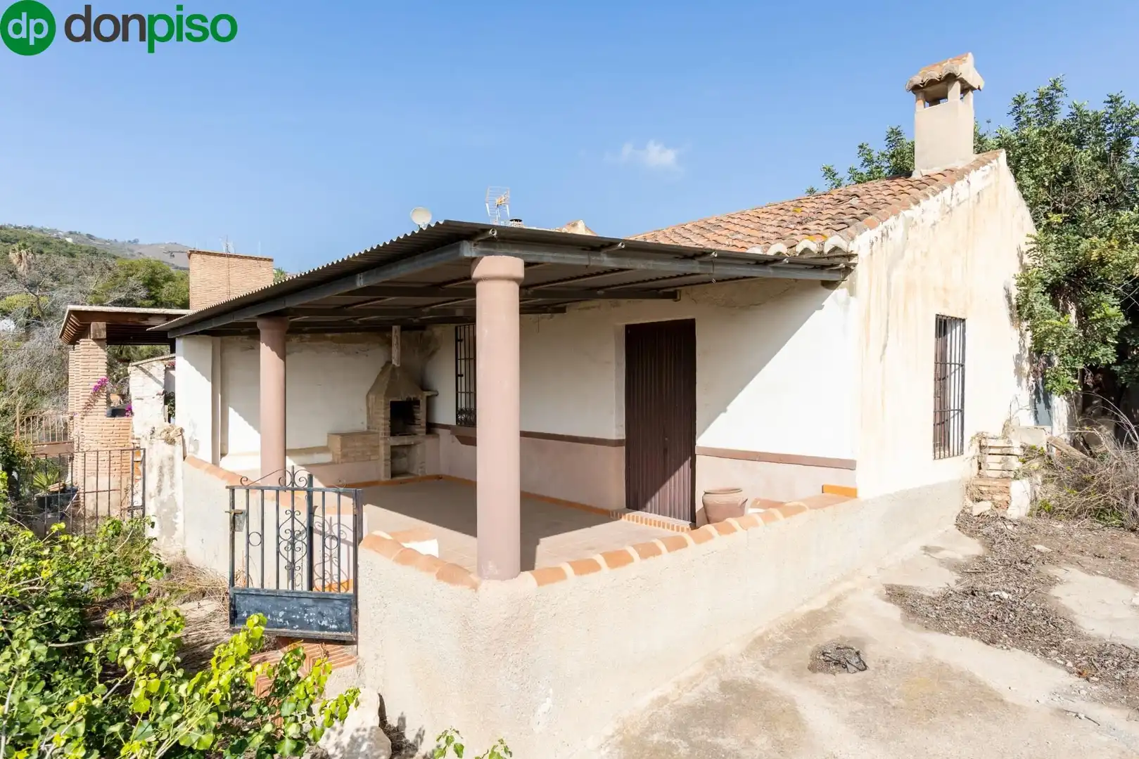 Vista exterior de Finca rústica en venda en Salobreña