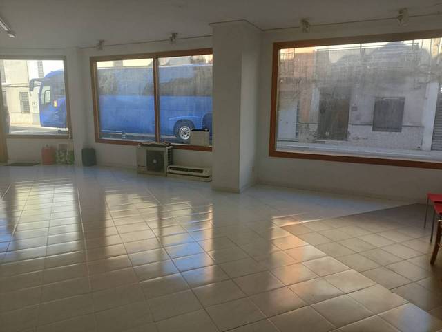 Local comercial en Alquiler en Avenida Alicante en Bellreguard