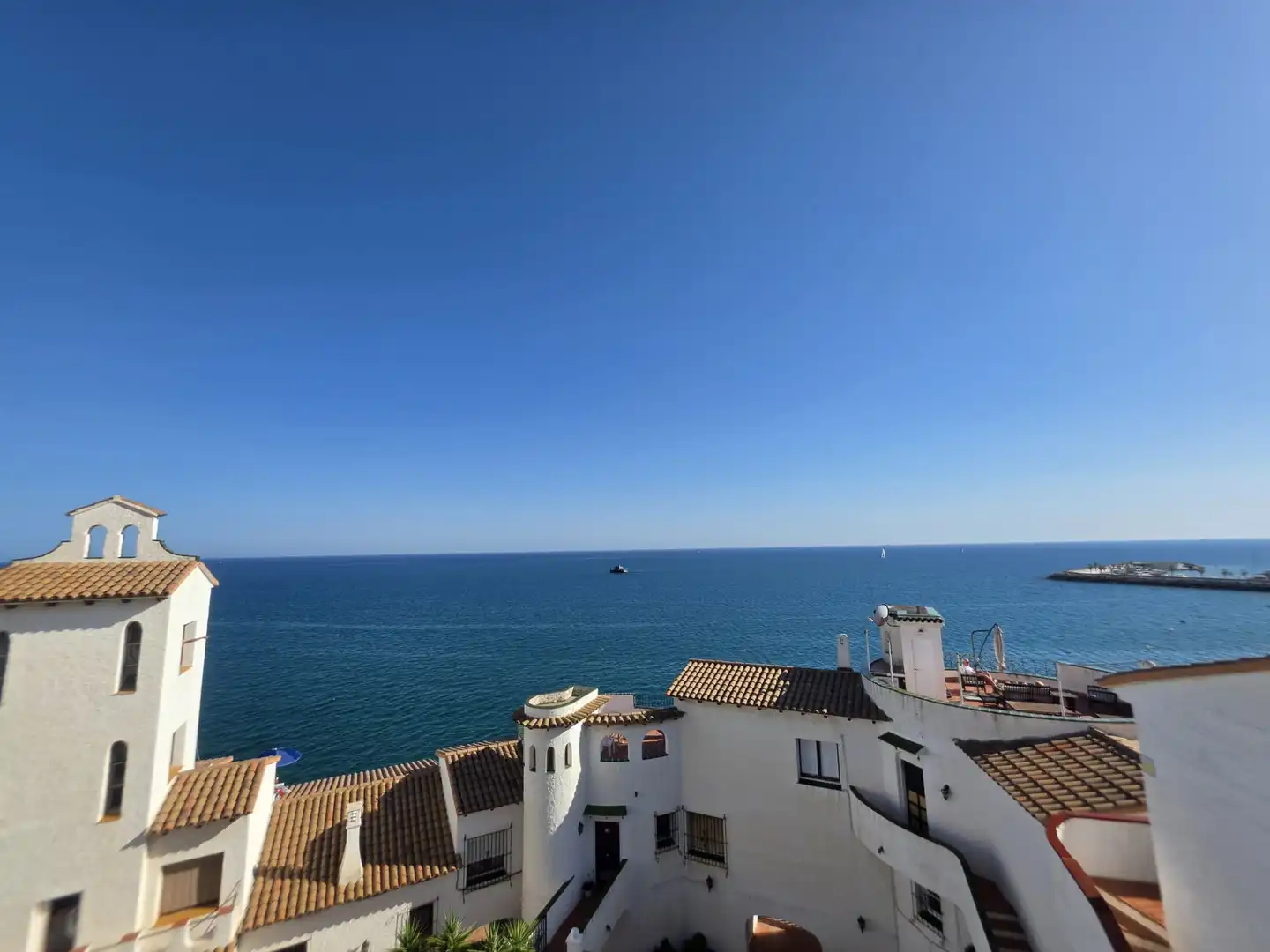 Vista exterior de Dúplex en venda en Sitges amb Terrassa, Traster i Moblat